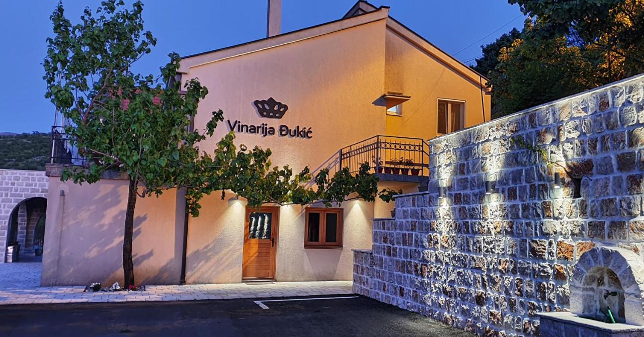 شقة Djukic Winery بودغوريتْسا المظهر الخارجي الصورة